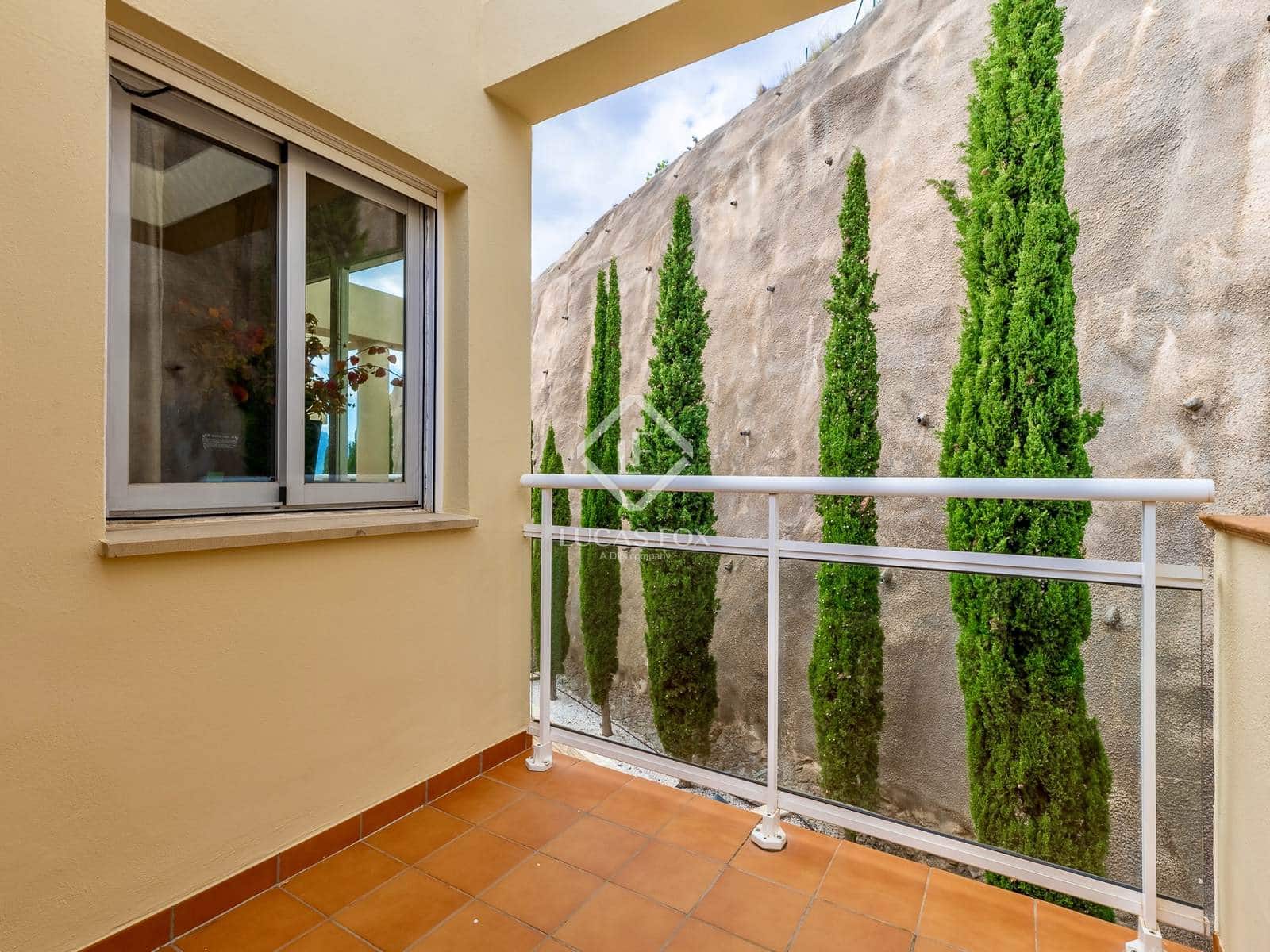 3 bedroom Villa for sale in Altea with pool garage - € 649,000 (Ref: 9374247)