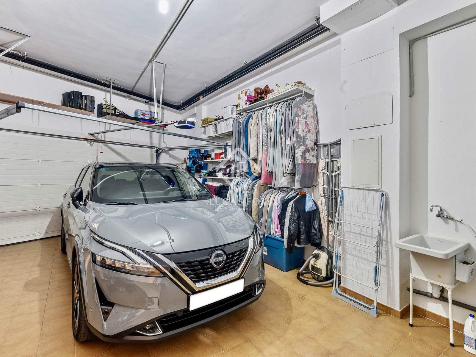 3 bedroom Villa for sale in Altea with pool garage - € 649,000 (Ref: 9374247)