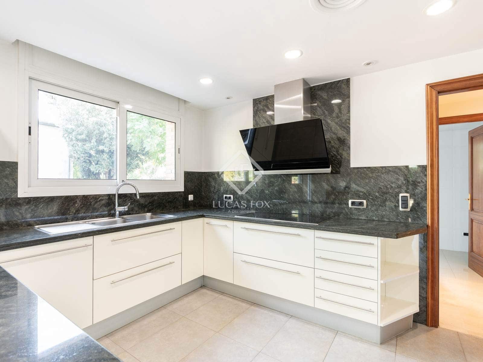 7 Zimmer Villa zu verkaufen in Sant Cugat del Valles mit Pool Garage - 2.550.000 € (Ref: 9377959)