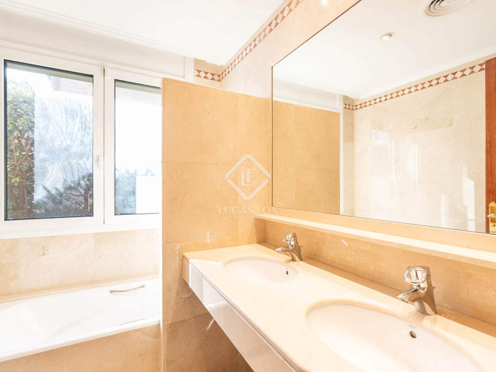 7 Zimmer Villa zu verkaufen in Sant Cugat del Valles mit Pool Garage - 2.550.000 € (Ref: 9377959)