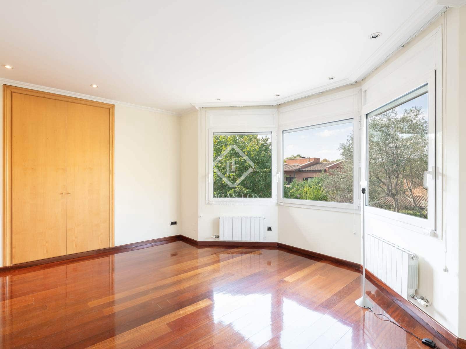 7 Zimmer Villa zu verkaufen in Sant Cugat del Valles mit Pool Garage - 2.550.000 € (Ref: 9377959)