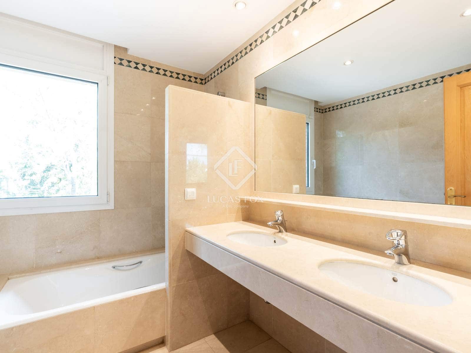 7 Zimmer Villa zu verkaufen in Sant Cugat del Valles mit Pool Garage - 2.550.000 € (Ref: 9377959)