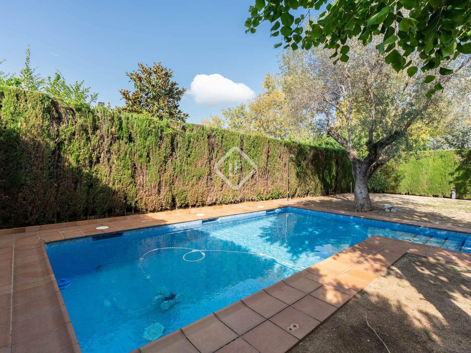 7 Zimmer Villa zu verkaufen in Sant Cugat del Valles mit Pool Garage - 2.550.000 € (Ref: 9377959)