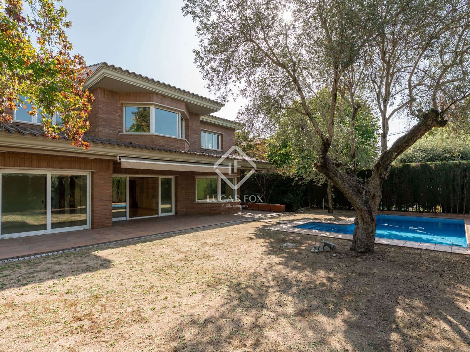 7 Zimmer Villa zu verkaufen in Sant Cugat del Valles mit Pool Garage - 2.550.000 € (Ref: 9377959)