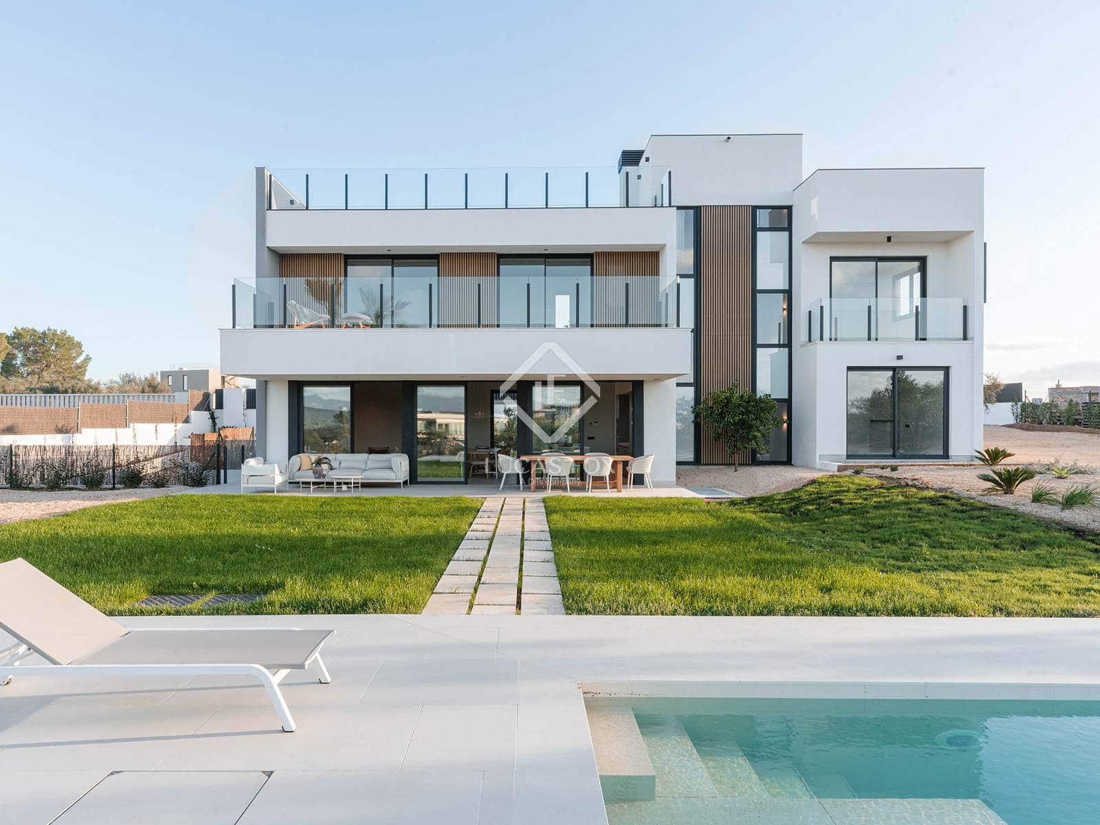 4 soveværelse Villa til salg i Palma de Mallorca med swimmingpool garage - € 2.790.000 (Ref: 9378098)