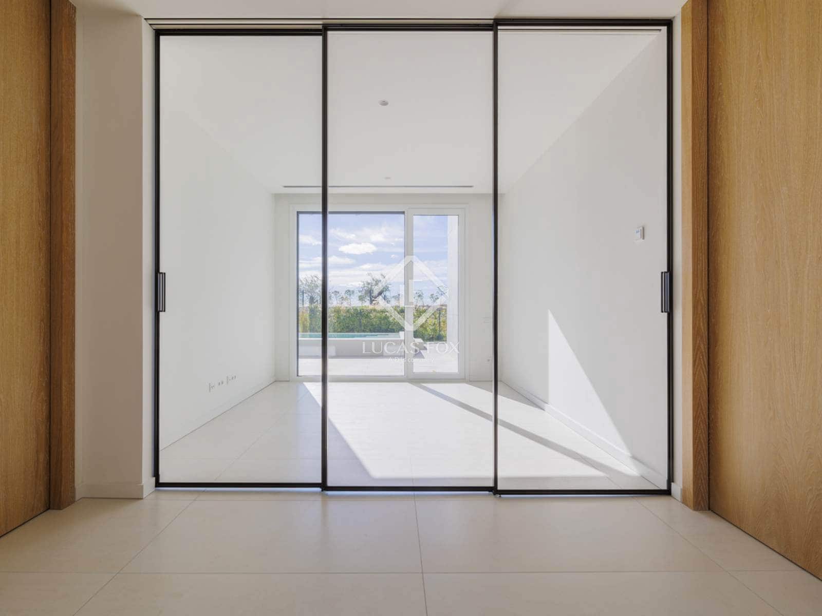 4 sypialnia Apartament na sprzedaż w Pozuelo de Alarcon z basenem garażem - 3 000 000 € (Ref: 9378099)