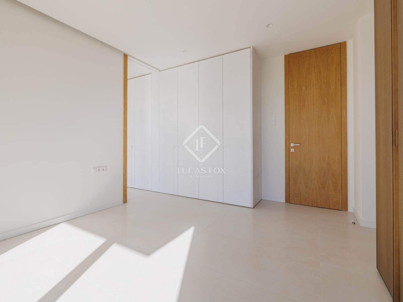 4 sypialnia Apartament na sprzedaż w Pozuelo de Alarcon z basenem garażem - 3 000 000 € (Ref: 9378099)