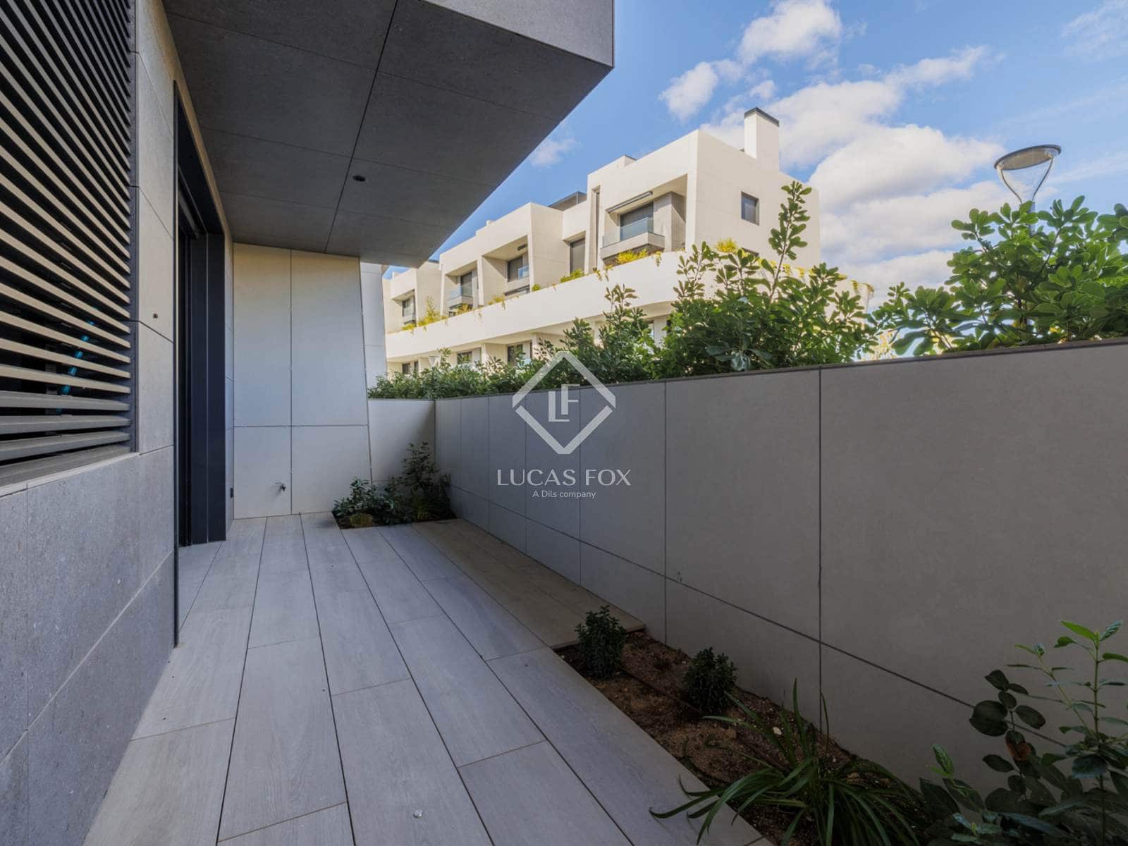 4 sypialnia Apartament na sprzedaż w Pozuelo de Alarcon z basenem garażem - 3 000 000 € (Ref: 9378099)