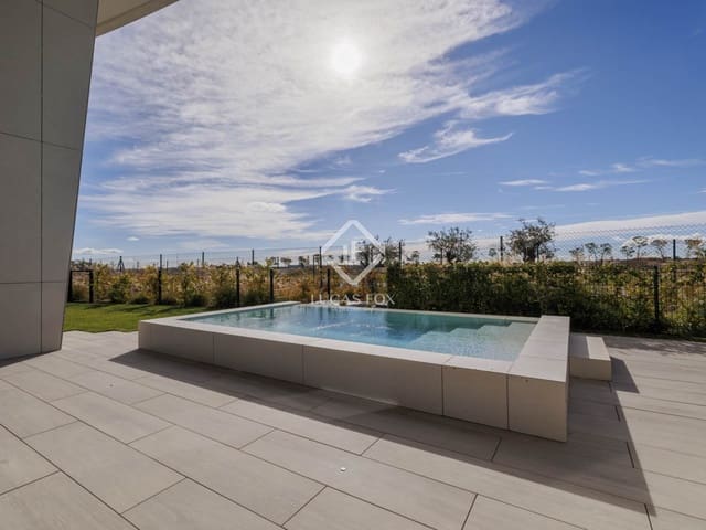 4 sypialnia Apartament na sprzedaż w Pozuelo de Alarcón z basenem garażem - 3 000 000 € (Ref: 9378099)