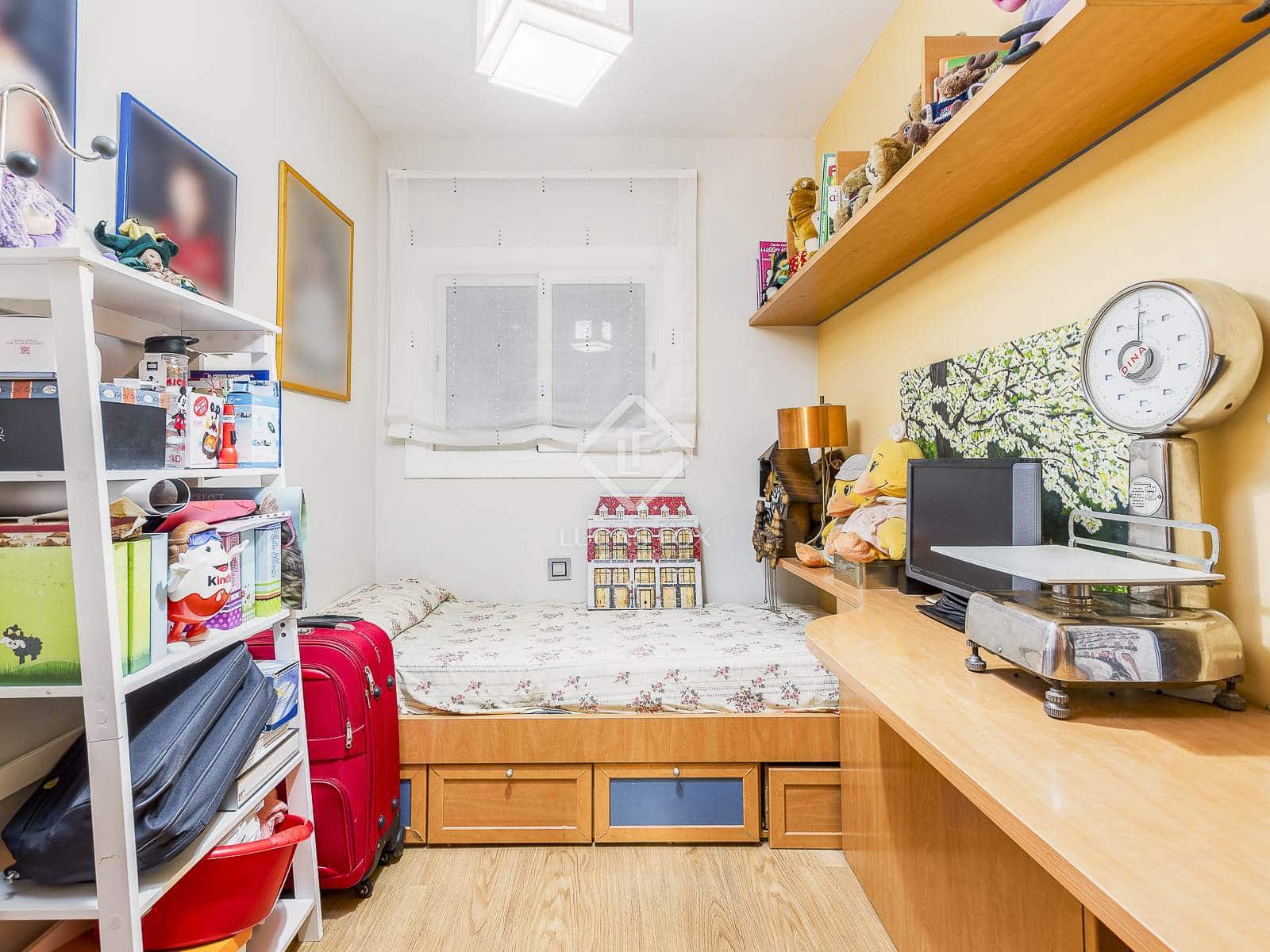 4 camera da letto Appartamento in vendita in Barcelona citta - 529.000 € (Rif: 9378100)