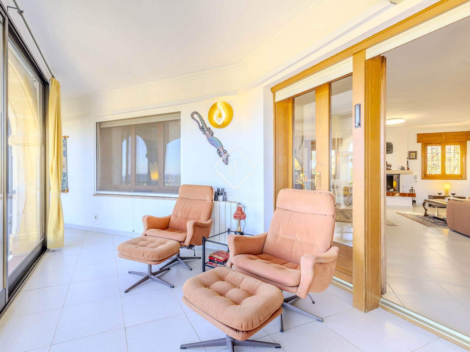 4 quarto Moradia para venda em Denia com piscina garagem - 990 000 € (Ref: 9378260)