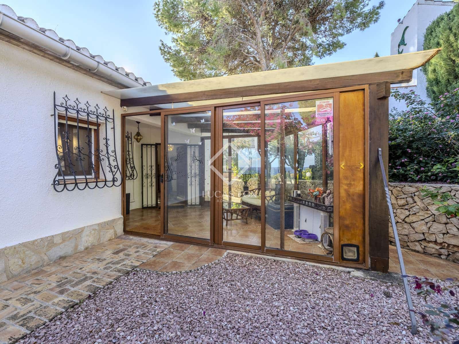 4 quarto Moradia para venda em Denia com piscina garagem - 990 000 € (Ref: 9378260)