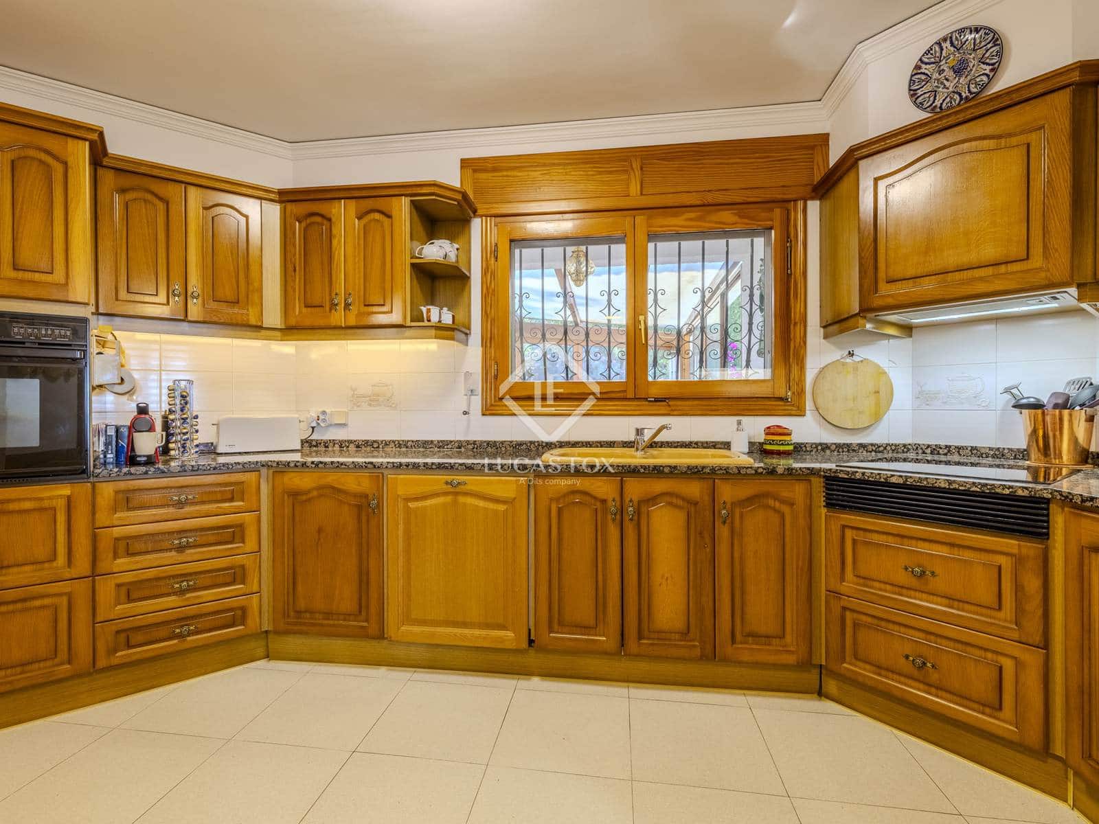 4 quarto Moradia para venda em Denia com piscina garagem - 990 000 € (Ref: 9378260)