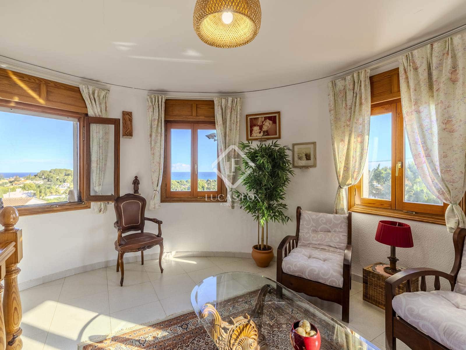 4 quarto Moradia para venda em Denia com piscina garagem - 990 000 € (Ref: 9378260)