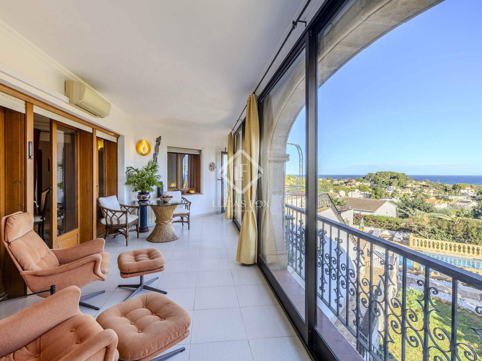 4 quarto Moradia para venda em Denia com piscina garagem - 990 000 € (Ref: 9378260)