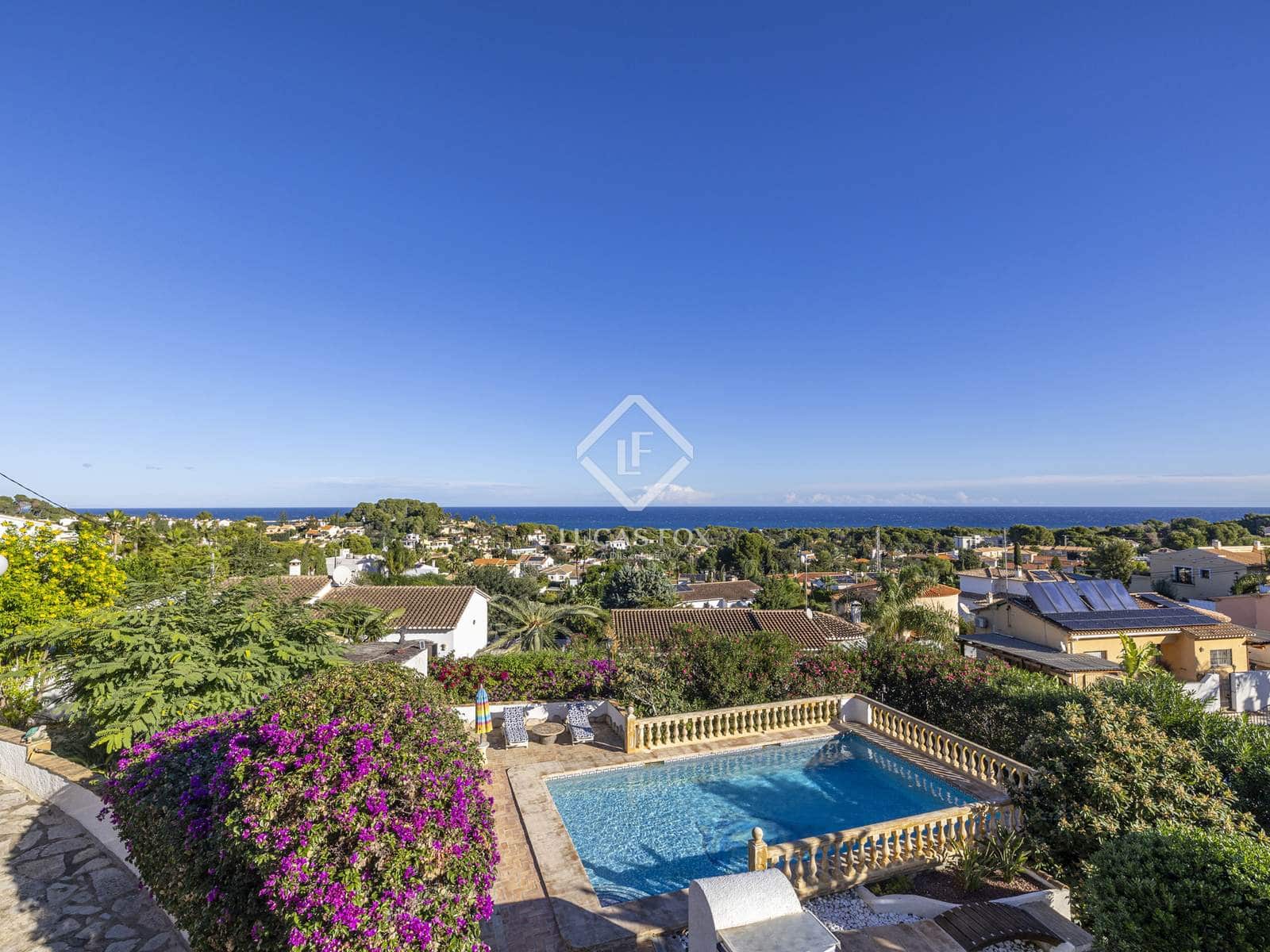 4 quarto Moradia para venda em Denia com piscina garagem - 990 000 € (Ref: 9378260)