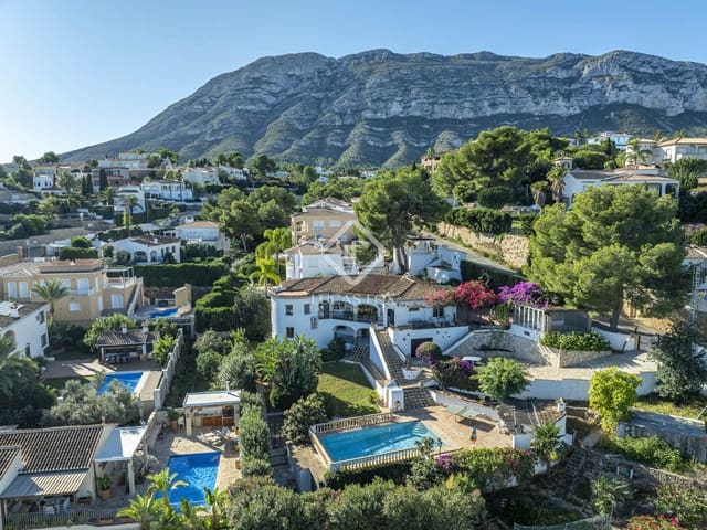 4 quarto Moradia para venda em Dénia com piscina garagem - 990 000 € (Ref: 9378260)