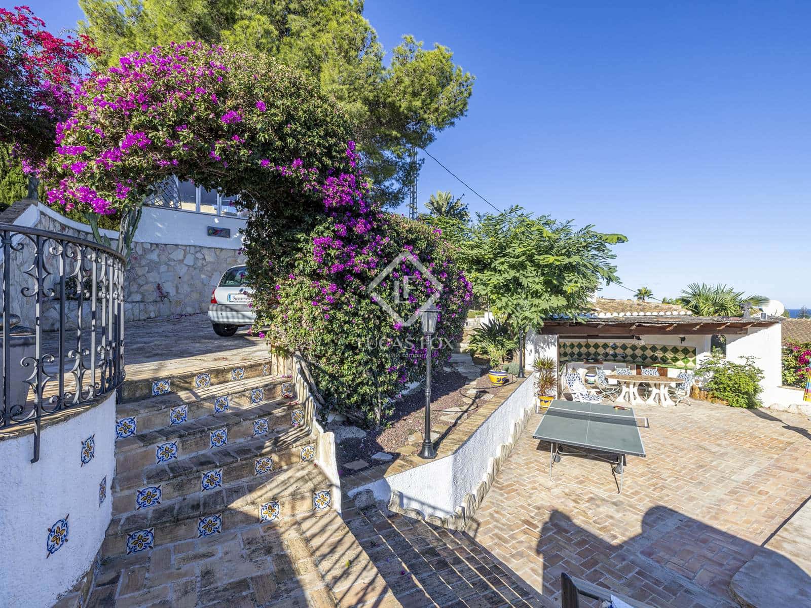 4 quarto Moradia para venda em Denia com piscina garagem - 990 000 € (Ref: 9378260)