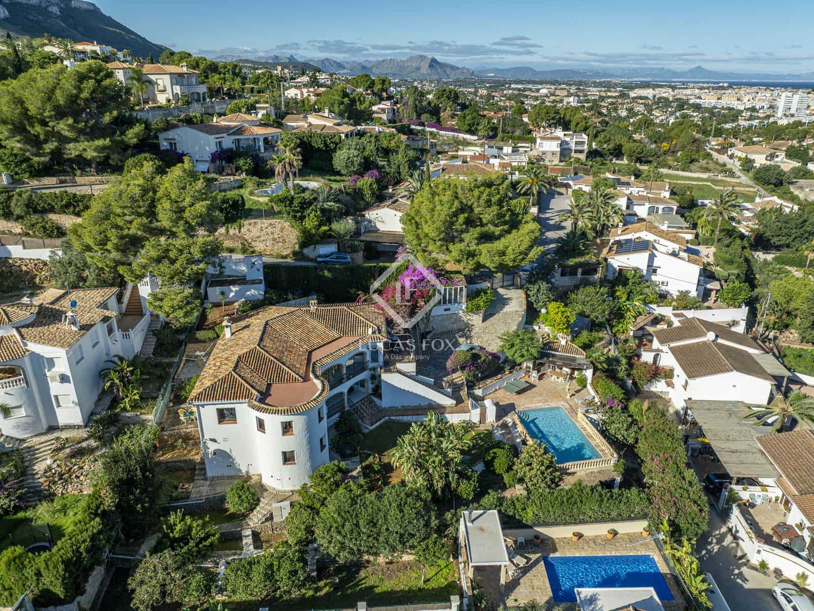 4 quarto Moradia para venda em Denia com piscina garagem - 990 000 € (Ref: 9378260)