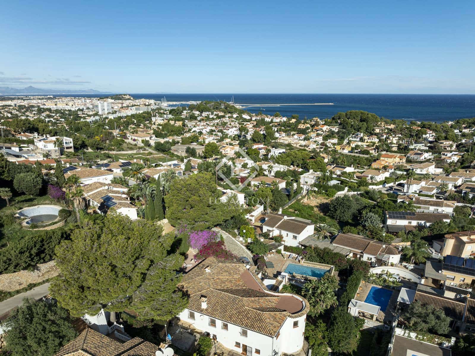 4 quarto Moradia para venda em Denia com piscina garagem - 990 000 € (Ref: 9378260)