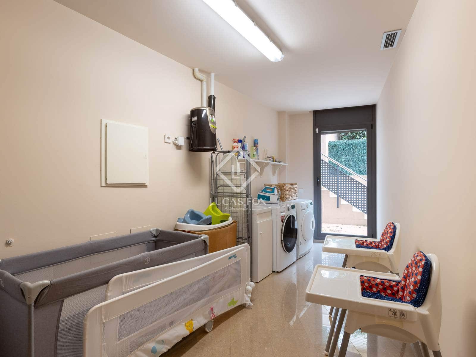 5 chambre Villa/Maison à vendre à Premia de Dalt avec piscine garage - 1 280 000 € (Ref: 9378448)