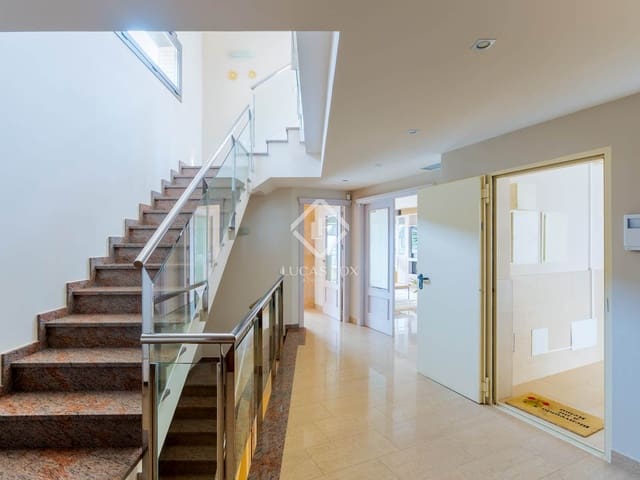 5 Zimmer Villa zu verkaufen in Premià de Dalt mit Pool Garage - 1.280.000 € (Ref: 9378448)