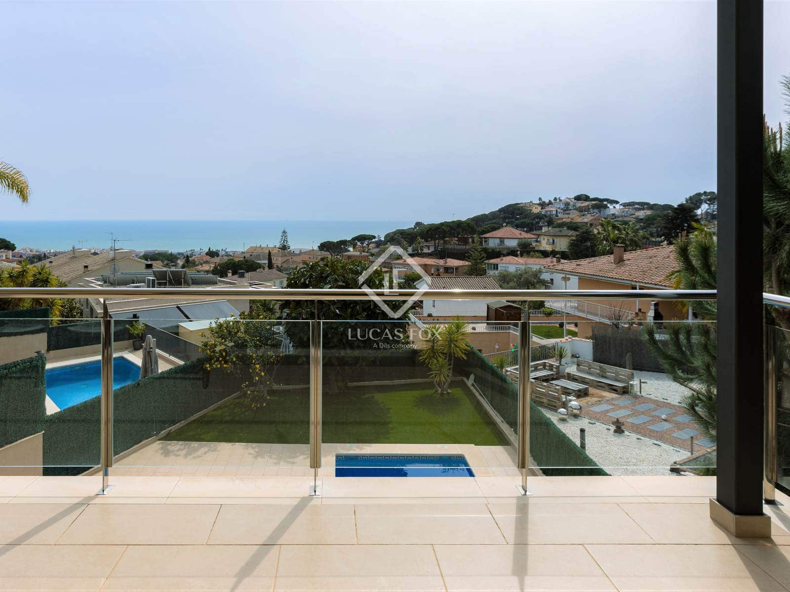 5 chambre Villa/Maison à vendre à Premia de Dalt avec piscine garage - 1 280 000 € (Ref: 9378448)