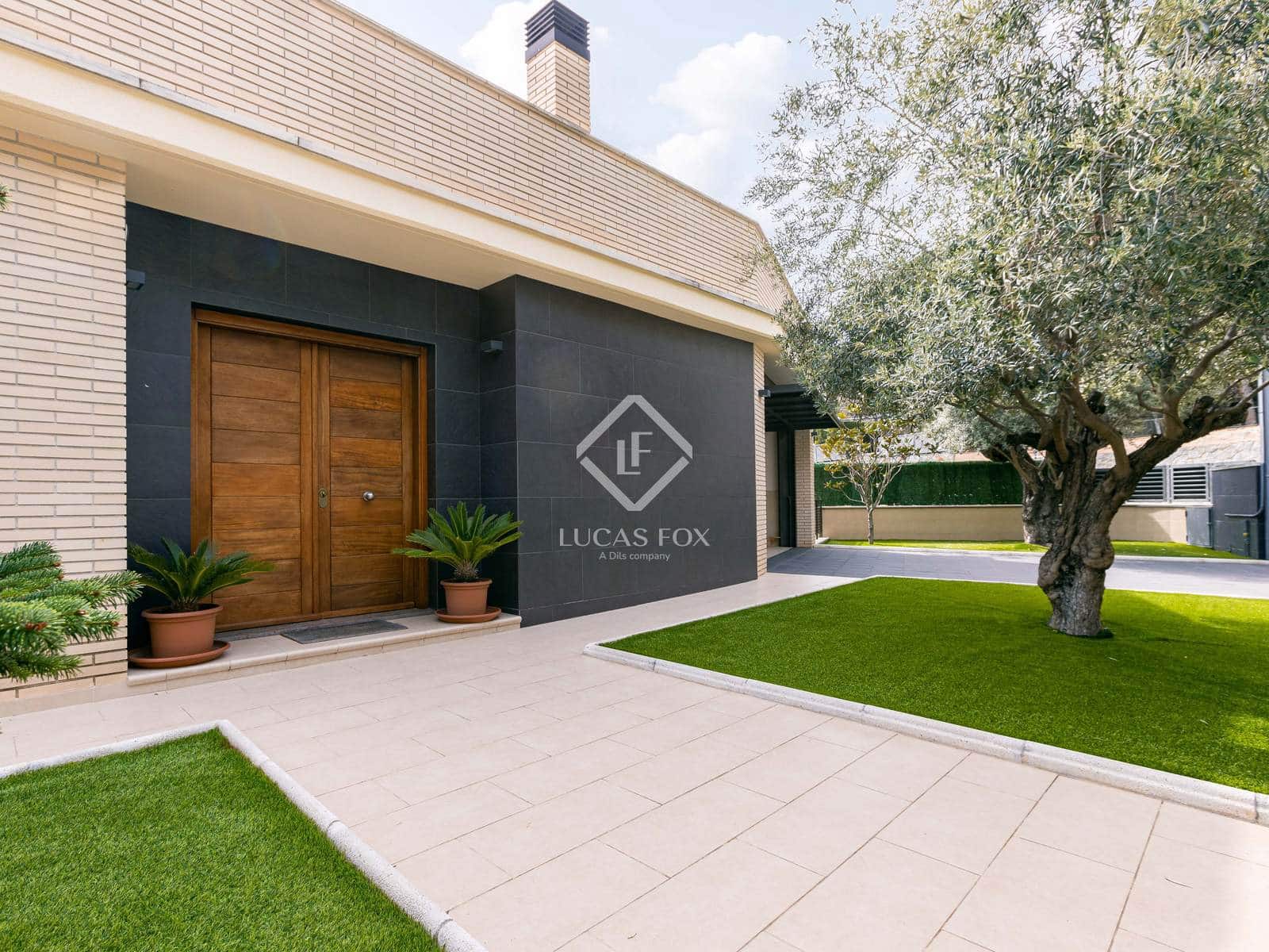 5 chambre Villa/Maison à vendre à Premia de Dalt avec piscine garage - 1 280 000 € (Ref: 9378448)