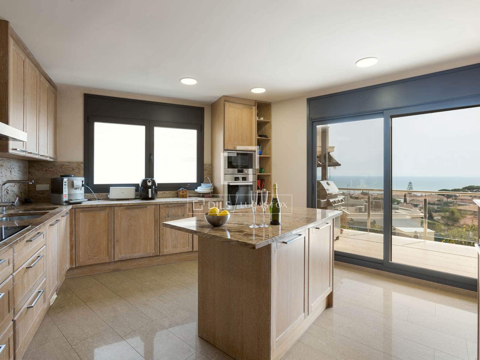 Chalet de 5 habitaciones en Premià de Dalt en venta con piscina garaje - 1.280.000 € (Ref: 9378448)