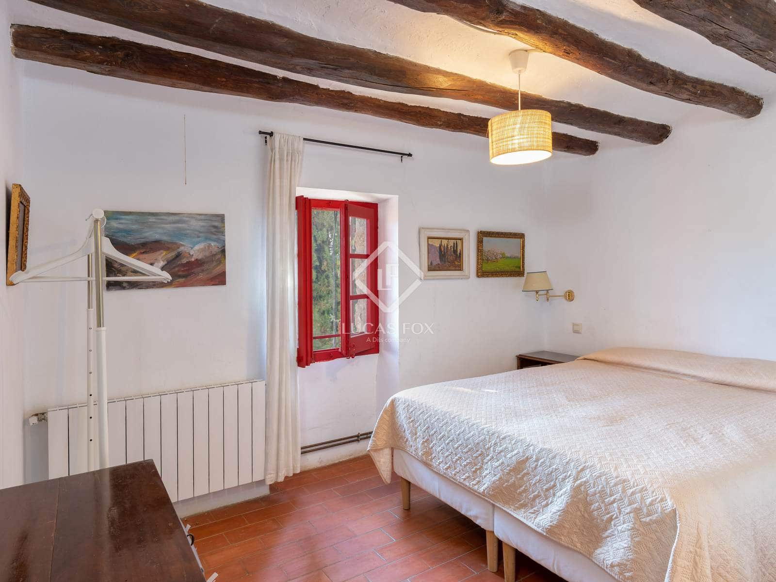 7 sypialnia Finka/Dom wiejski na sprzedaż w Maia de Montcal z basenem - 800 000 € (Ref: 9379441)