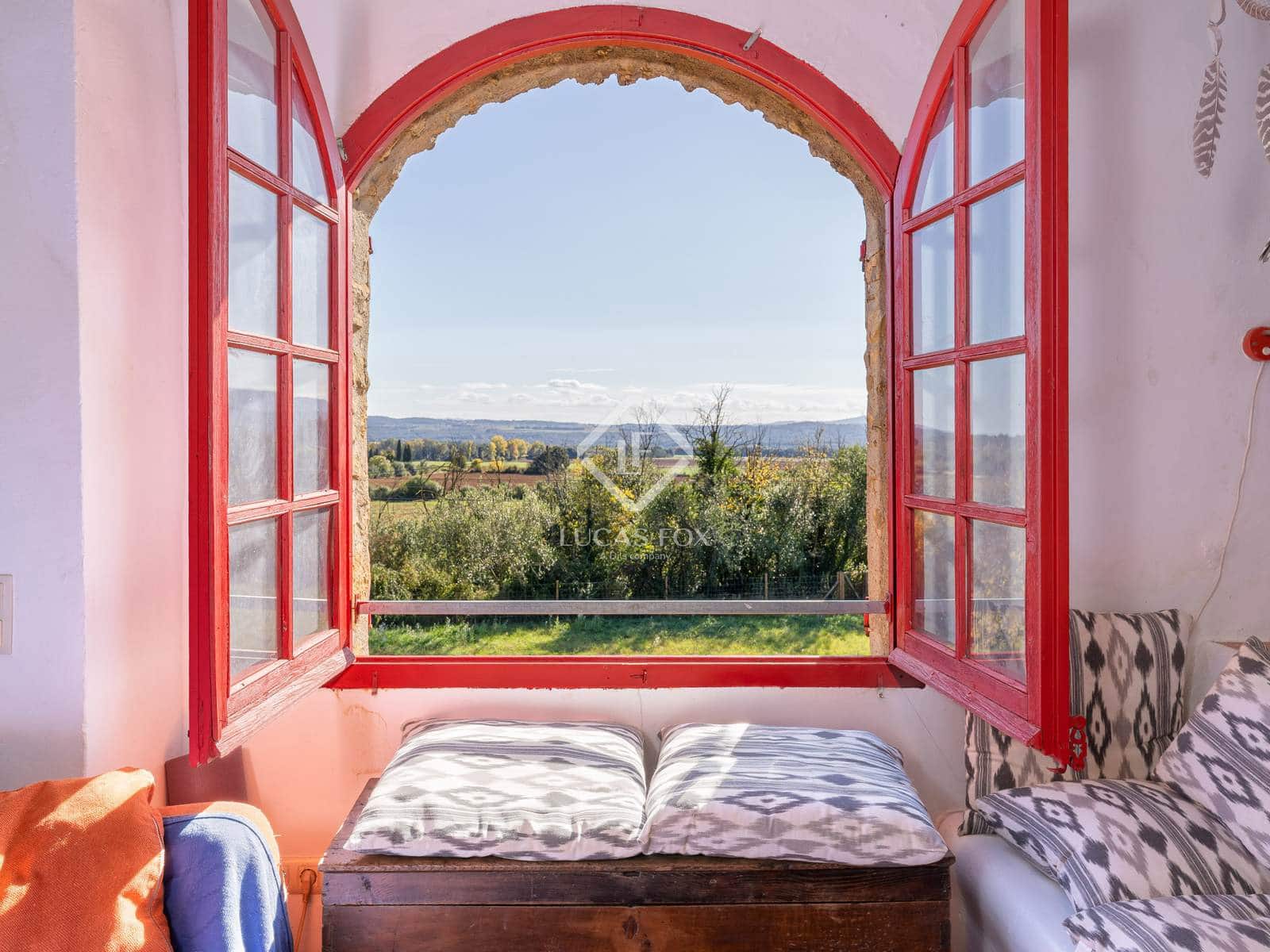 7 sypialnia Finka/Dom wiejski na sprzedaż w Maia de Montcal z basenem - 800 000 € (Ref: 9379441)