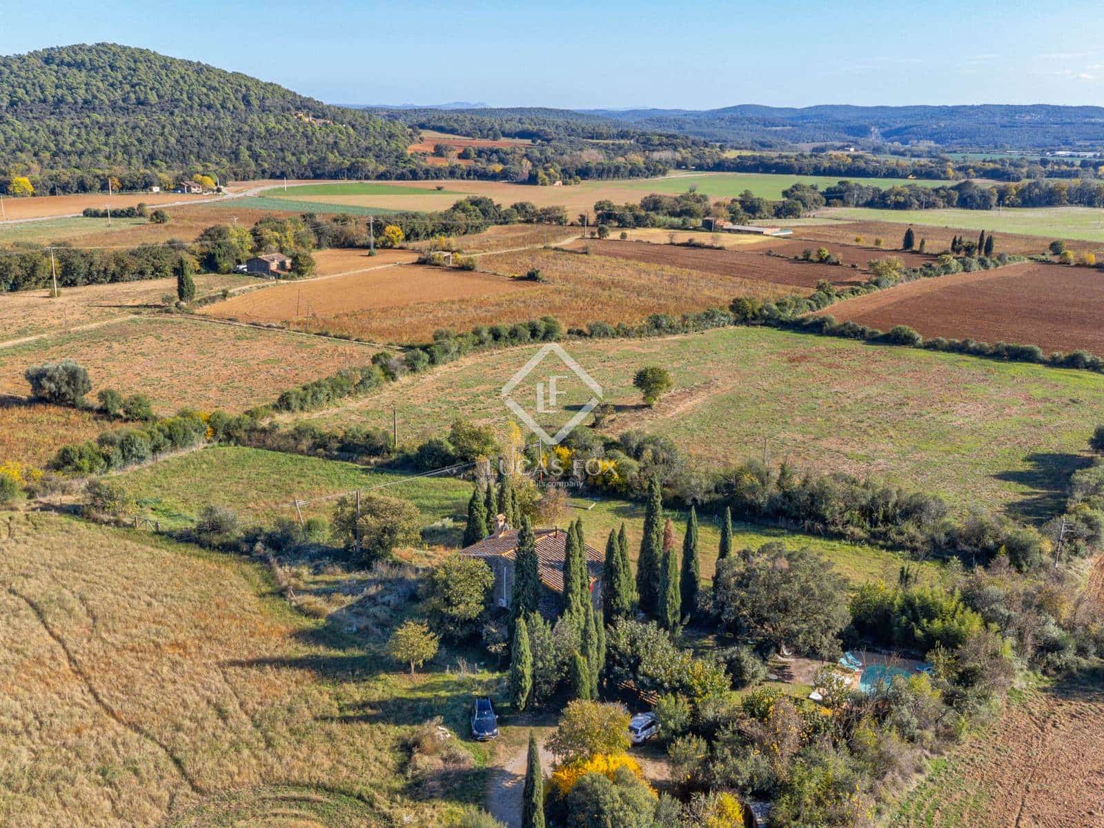 7 sypialnia Finka/Dom wiejski na sprzedaż w Maia de Montcal z basenem - 800 000 € (Ref: 9379441)