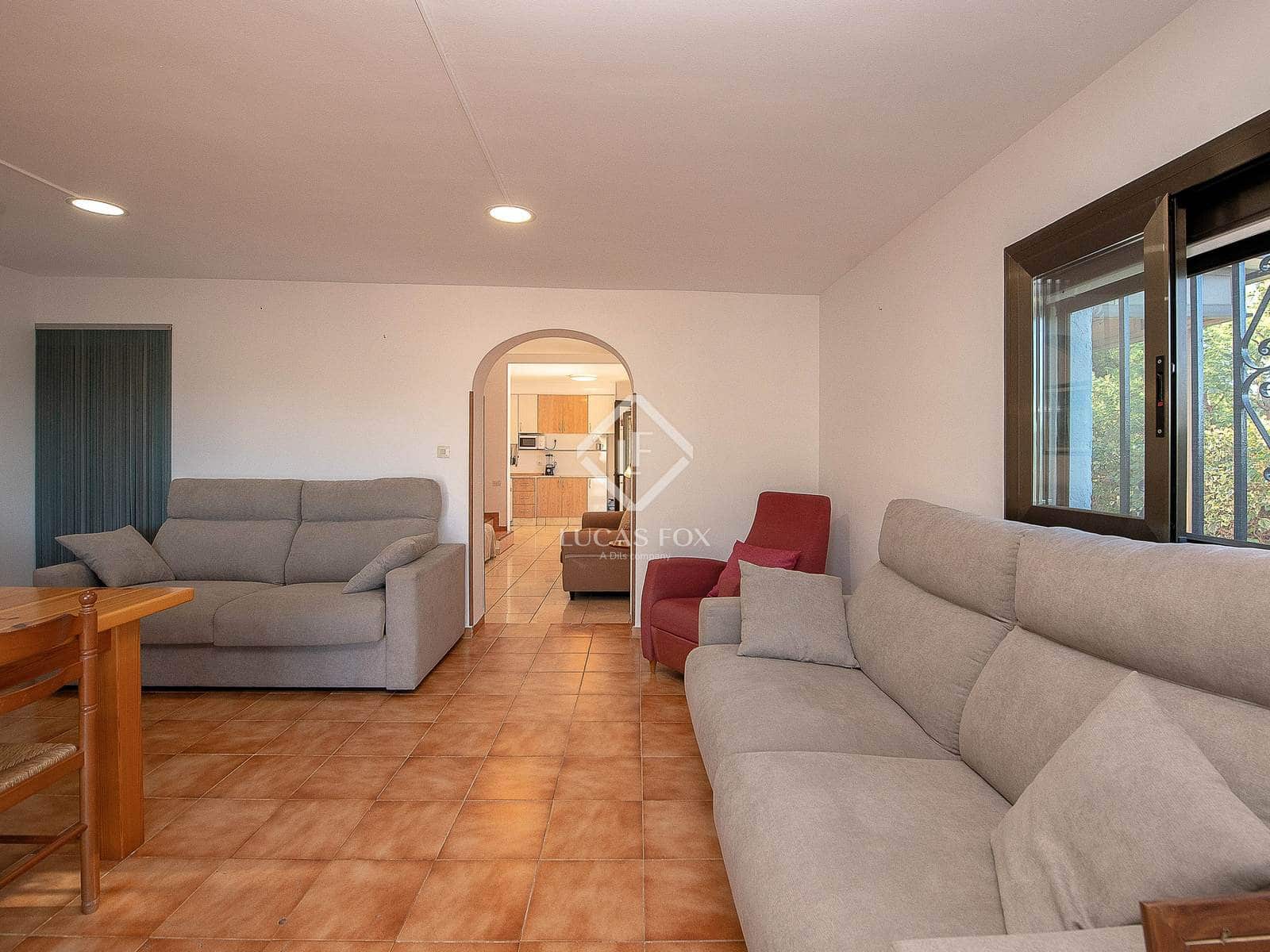 3 sypialnia Willa na sprzedaż w Santa Cristina d'Aro z basenem - 395 000 € (Ref: 9379657)