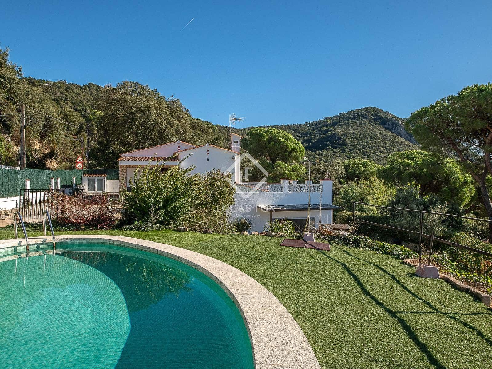 3 sypialnia Willa na sprzedaż w Santa Cristina d'Aro z basenem - 395 000 € (Ref: 9379657)