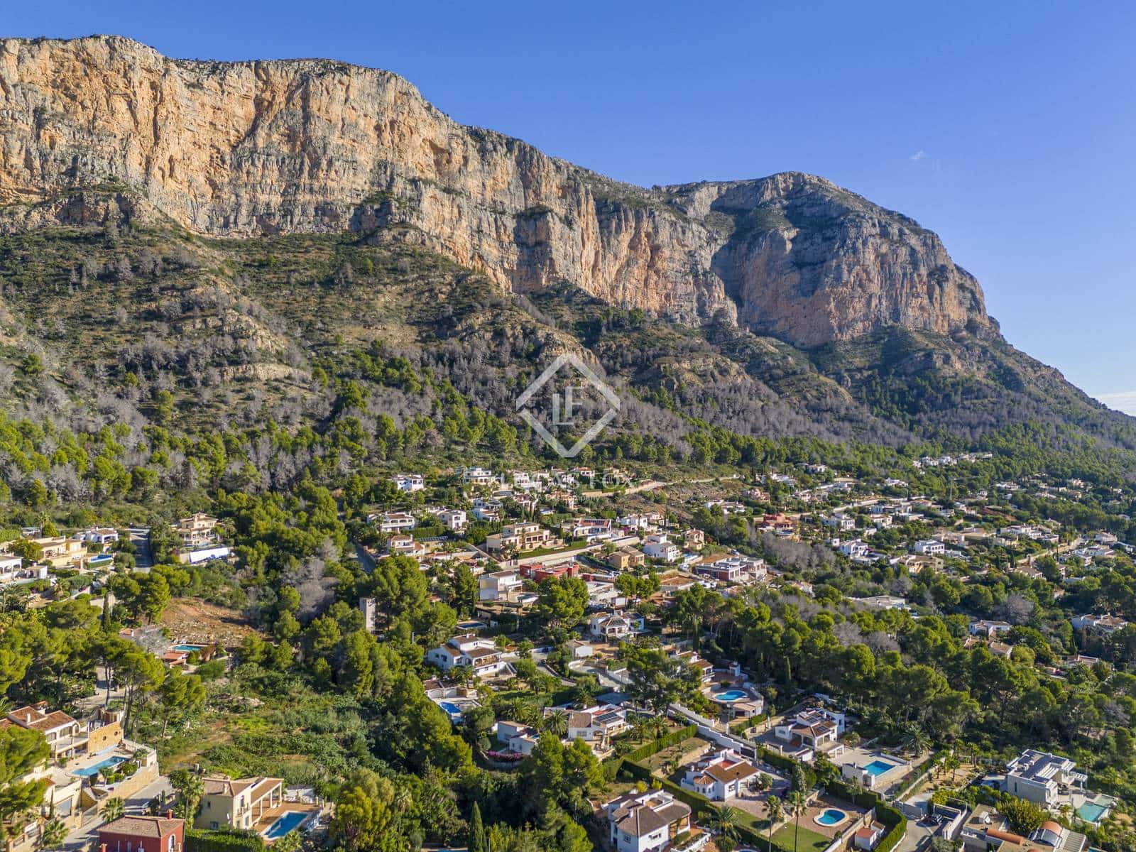 5 bedroom Villa for sale in Javea / Xabia with pool garage - € 2,800,000 (Ref: 9379917)