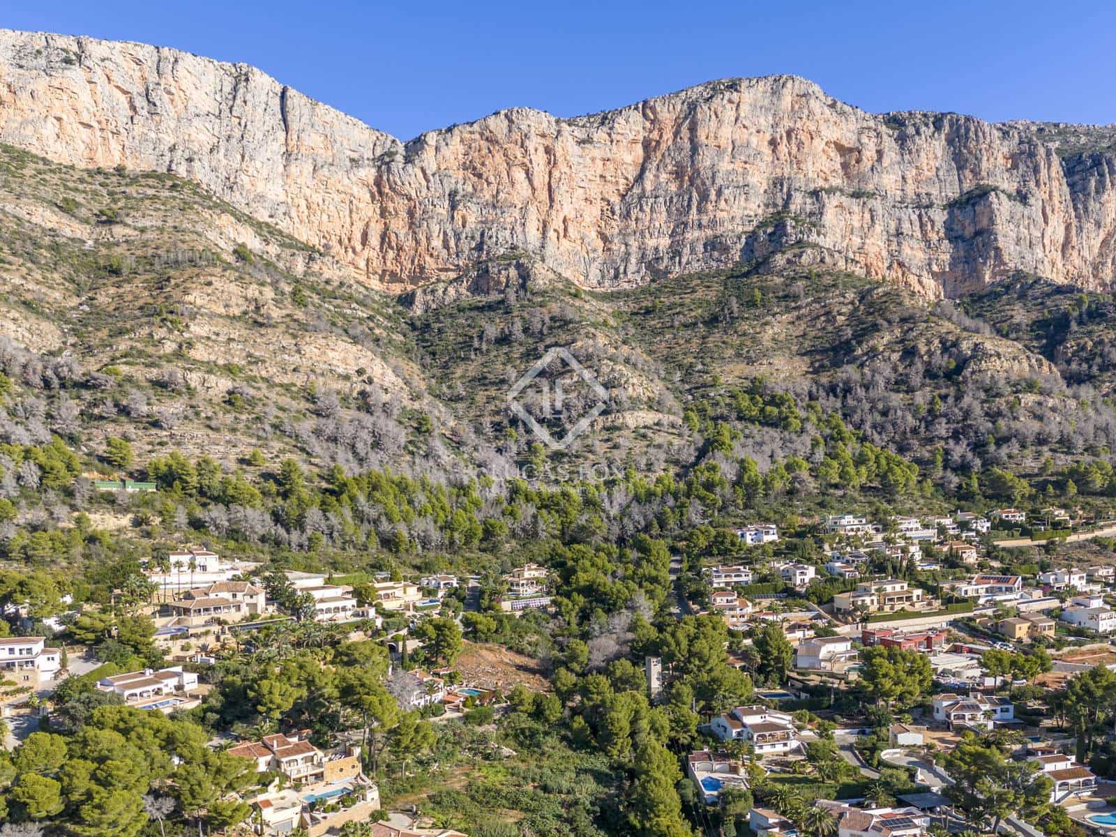 5 bedroom Villa for sale in Javea / Xabia with pool garage - € 2,800,000 (Ref: 9379917)