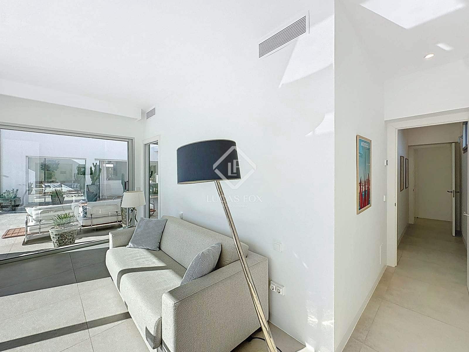 3 slaapkamer Villa te koop in San Luis / Sant Lluis met zwembad garage - € 1.950.000 (Ref: 9380161)