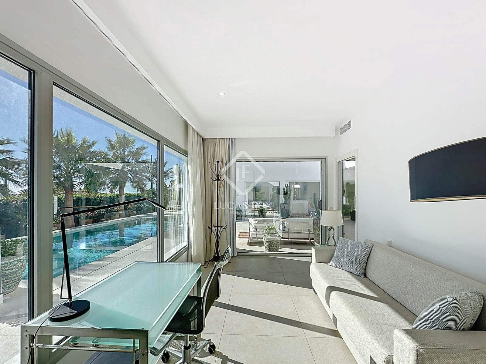 3 slaapkamer Villa te koop in San Luis / Sant Lluis met zwembad garage - € 1.950.000 (Ref: 9380161)