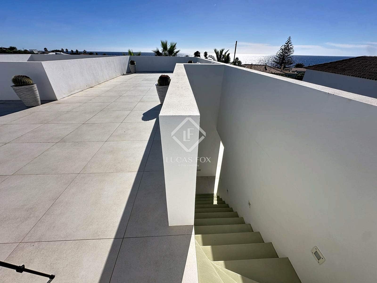 3 slaapkamer Villa te koop in San Luis / Sant Lluis met zwembad garage - € 1.950.000 (Ref: 9380161)