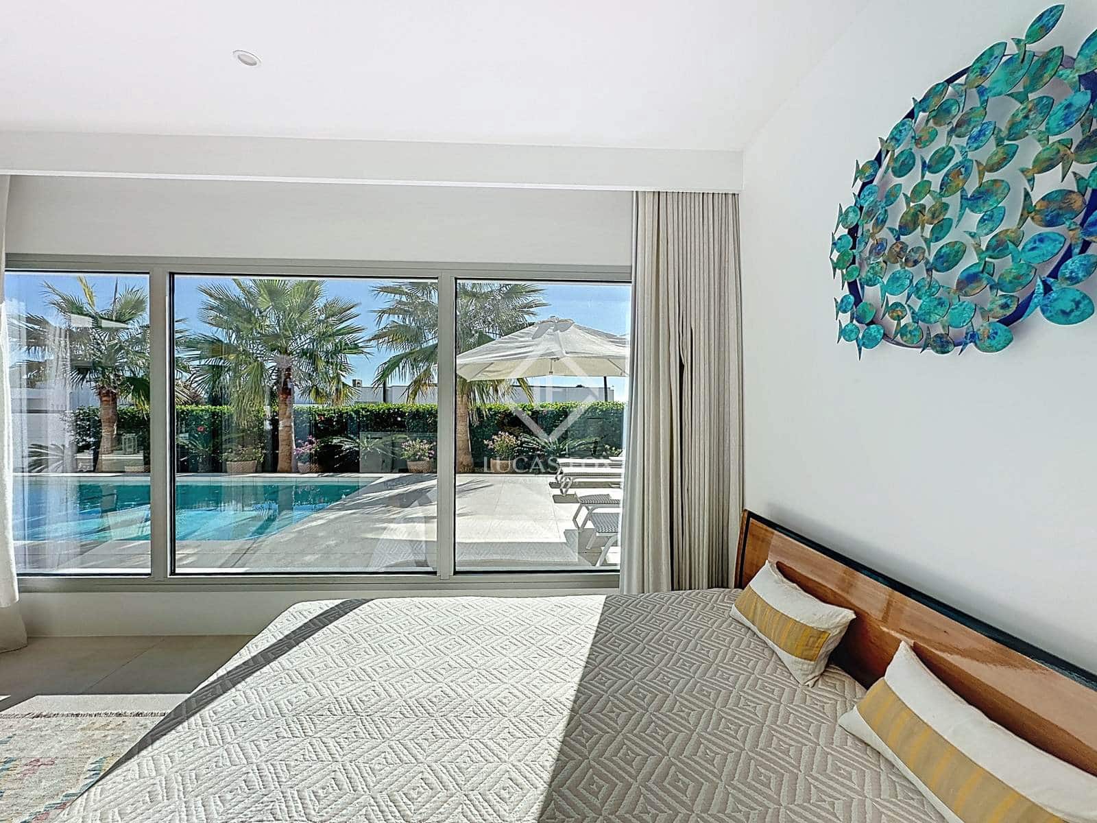 3 slaapkamer Villa te koop in San Luis / Sant Lluis met zwembad garage - € 1.950.000 (Ref: 9380161)