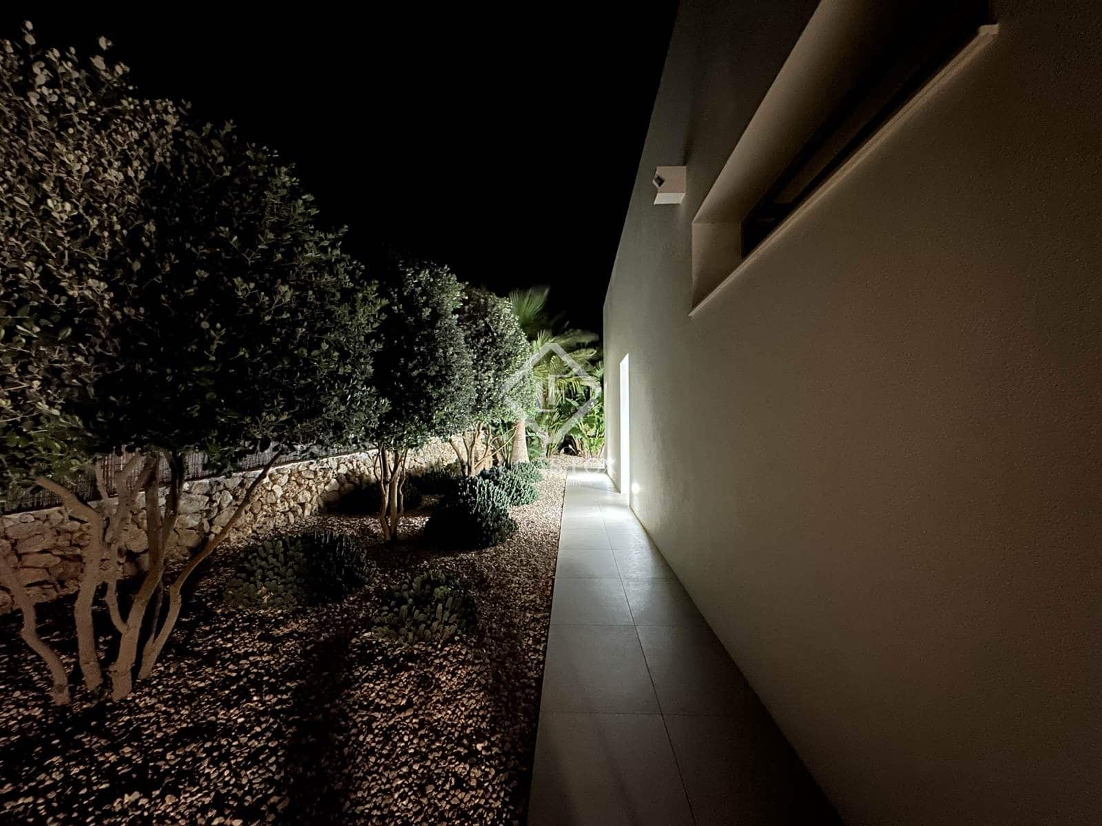 3 slaapkamer Villa te koop in San Luis / Sant Lluis met zwembad garage - € 1.950.000 (Ref: 9380161)