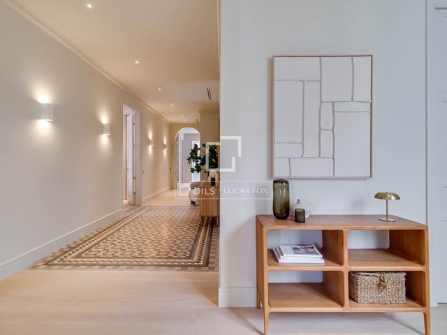 3 makuuhuone Kattohuoneisto myytävänä paikassa Barcelona kaupunki - 1 990 000 € (Ref: 9383530)