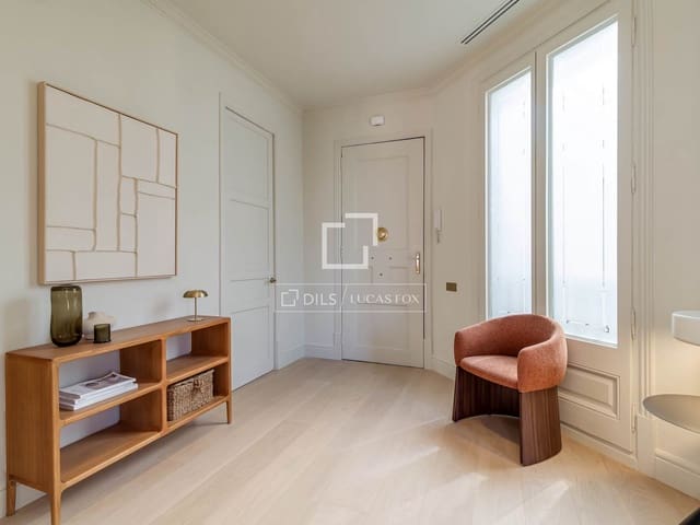 3 makuuhuone Kattohuoneisto myytävänä paikassa Barcelona kaupunki - 1 990 000 € (Ref: 9383530)