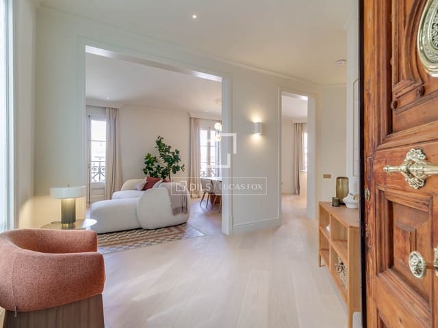 3 makuuhuone Kattohuoneisto myytävänä paikassa Barcelona kaupunki - 1 990 000 € (Ref: 9383530)