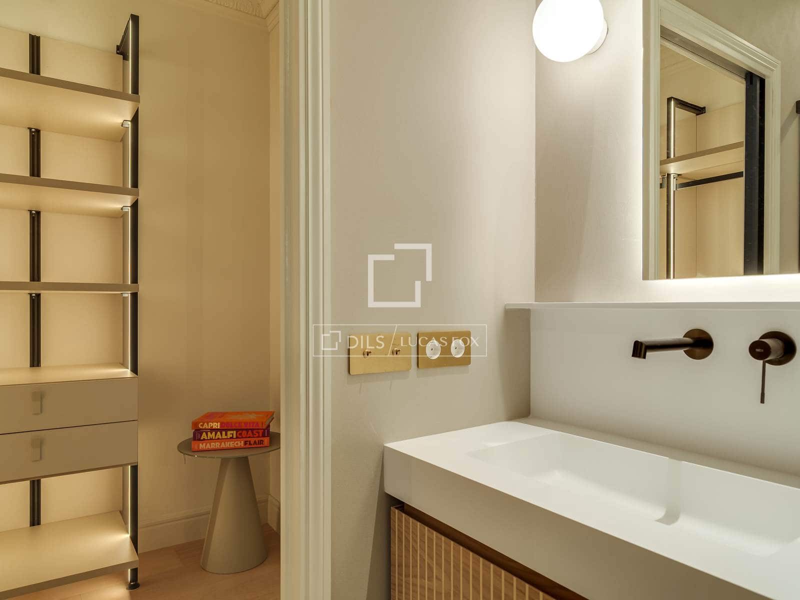 3 bedroom Penthouse for sale in Barcelona city - € 1,990,000 (Ref: 9383530)