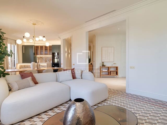 3 makuuhuone Kattohuoneisto myytävänä paikassa Barcelona kaupunki - 1 990 000 € (Ref: 9383530)