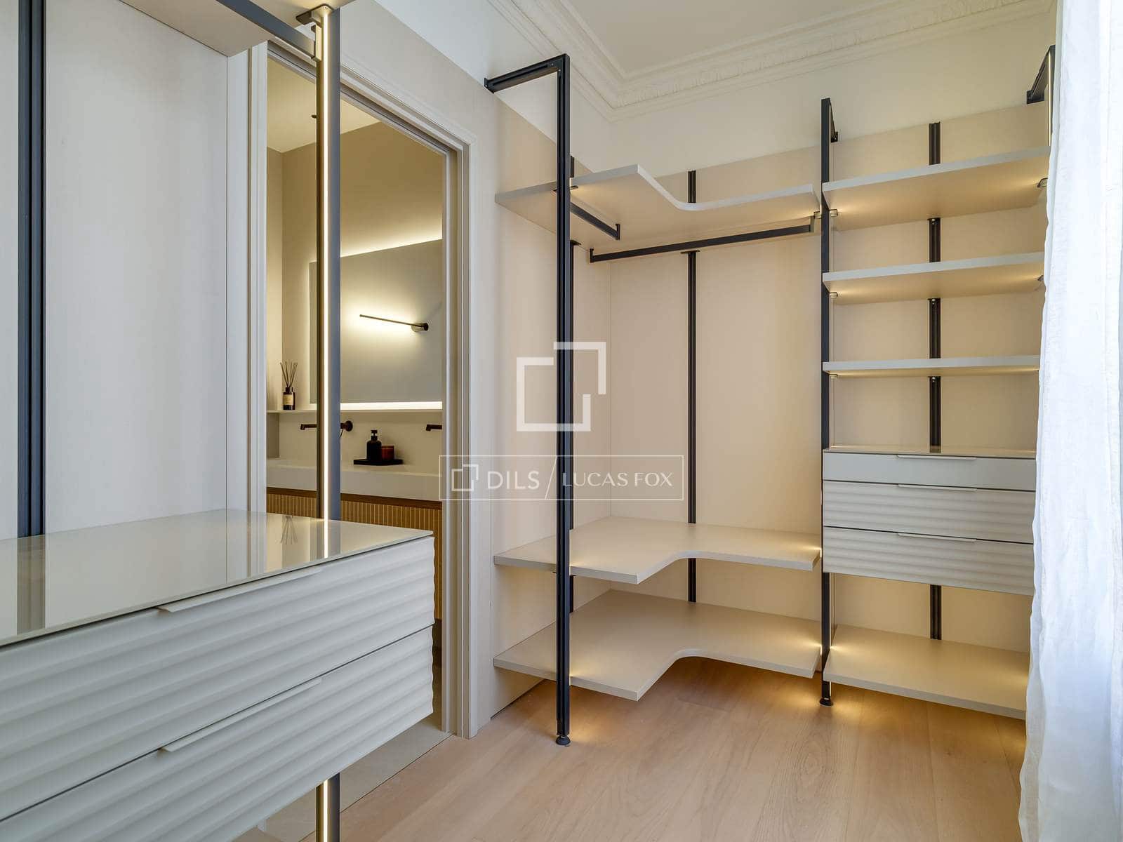 3 bedroom Penthouse for sale in Barcelona city - € 1,990,000 (Ref: 9383530)