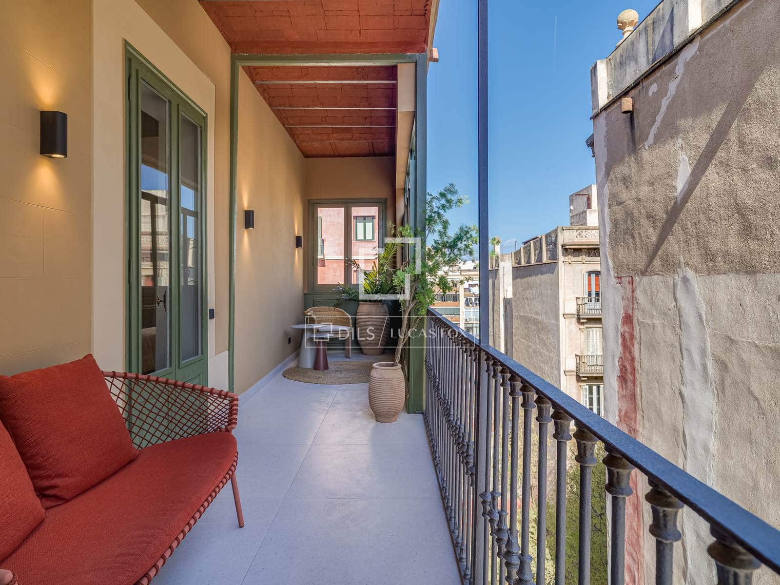 3 bedroom Penthouse for sale in Barcelona city - € 1,990,000 (Ref: 9383530)