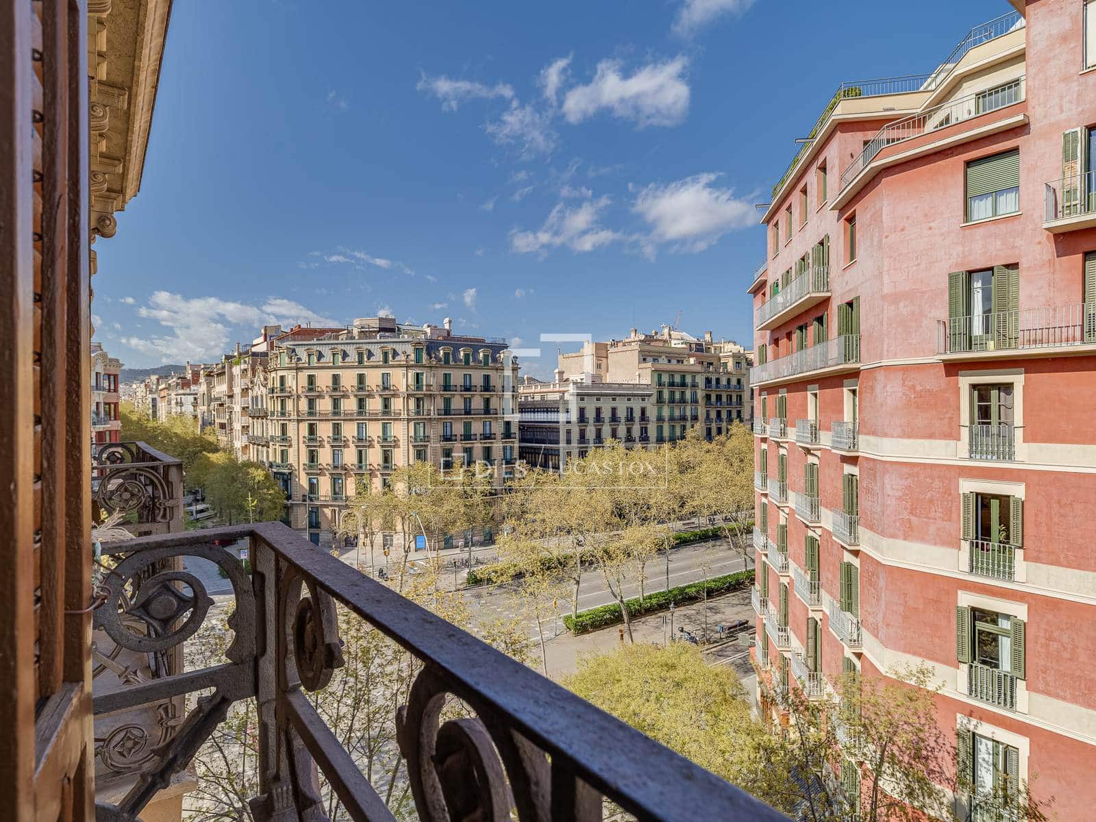 3 bedroom Penthouse for sale in Barcelona city - € 1,990,000 (Ref: 9383530)
