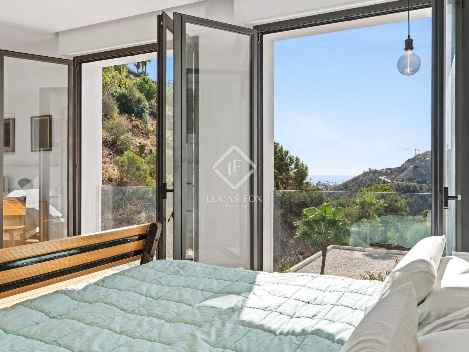 6 Zimmer Villa zu verkaufen in Benahavis mit Pool Garage - 4.200.000 € (Ref: 9383531)